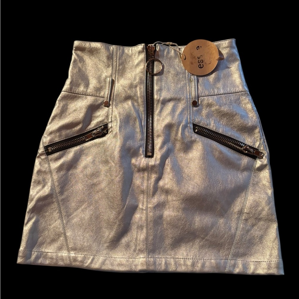 Essue Metallic Silver Mini Skirt